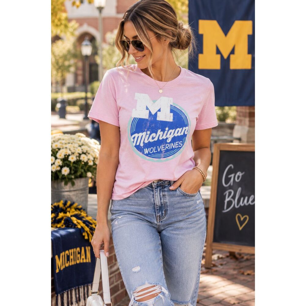 NWT Michigan Wolverines Pink Graphic Tee Women’s Medium NCAA Shirt